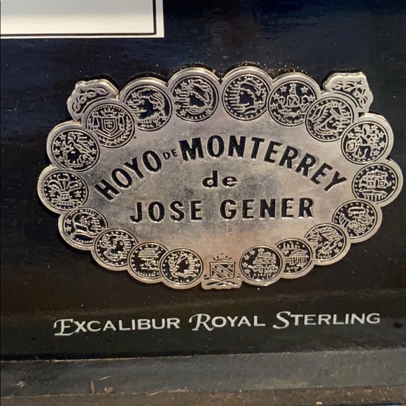 Excalibur Royal Cigar Box - Picture 9 of 10